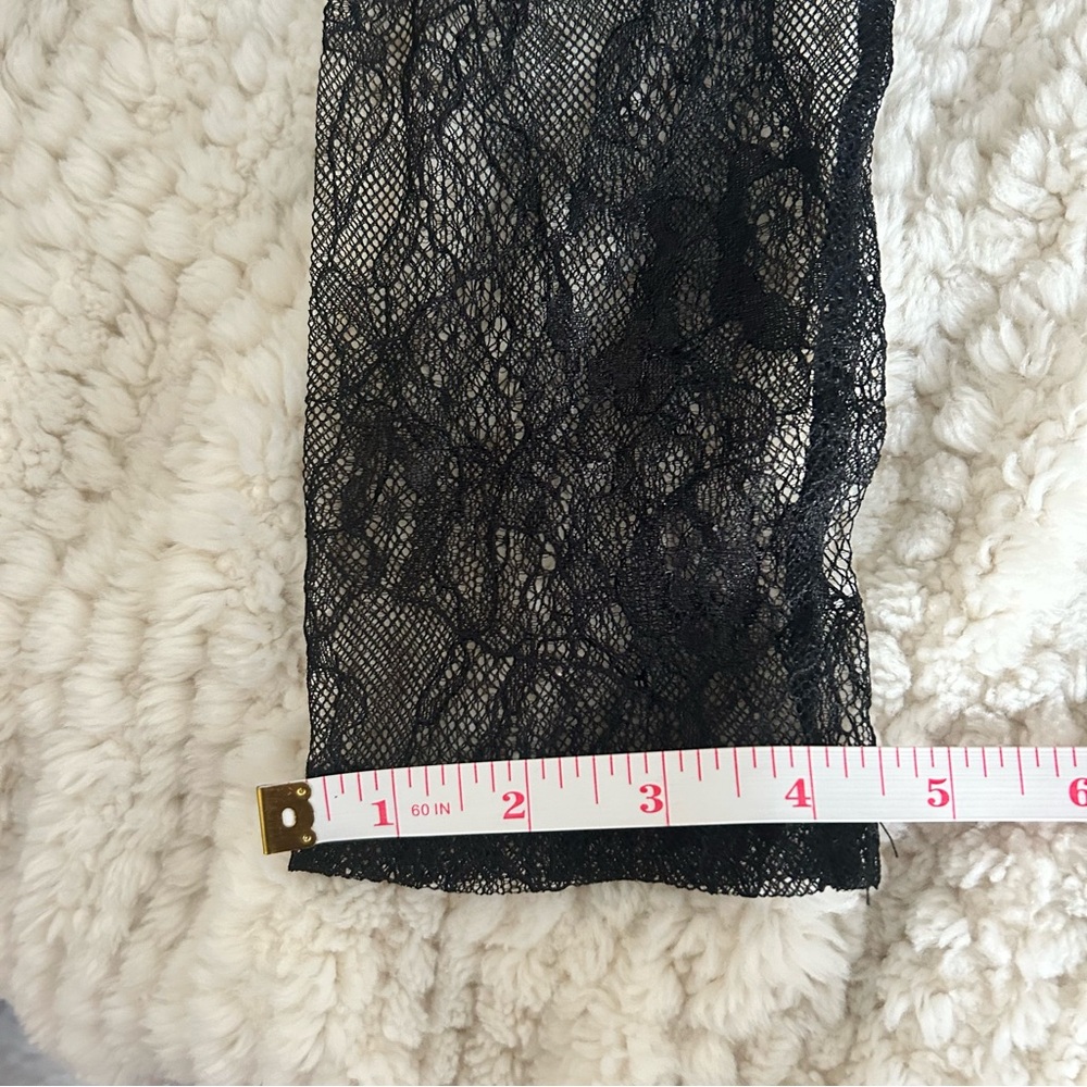 Black Lace Floral Crop Top - Picture 10 of 10